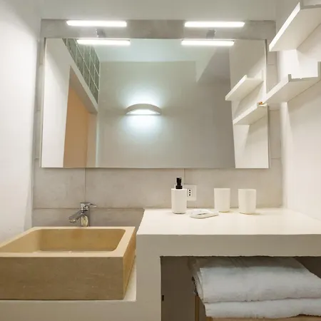 Leonardo, Non Solo Mare *